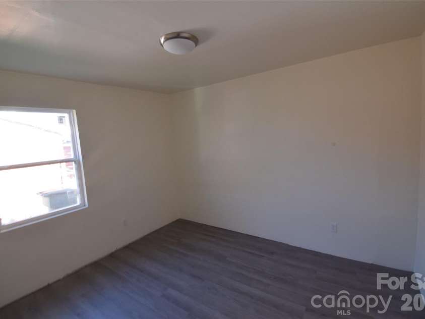 2546 Amber Crest Drive, Gastonia, NC 28052.  MLS# CAR4358400, YatesRealty ID 4446. Bedroom 3