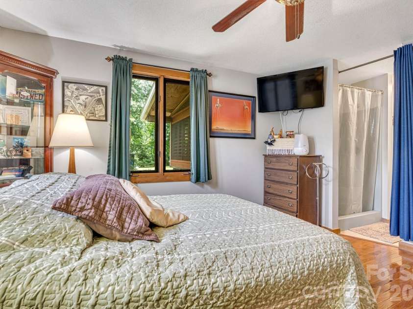 7697 Katherine Drive, Denver, NC 28037.  MLS# CAR4414395, YatesRealty ID 44462. Bedroom