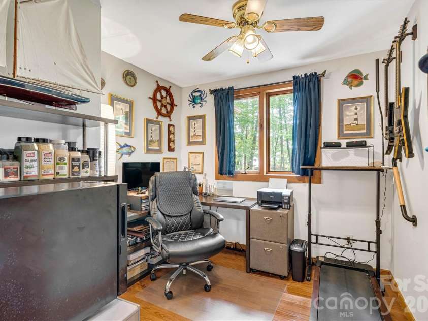 7697 Katherine Drive, Denver, NC 28037.  MLS# CAR4414395, YatesRealty ID 44462. Office
