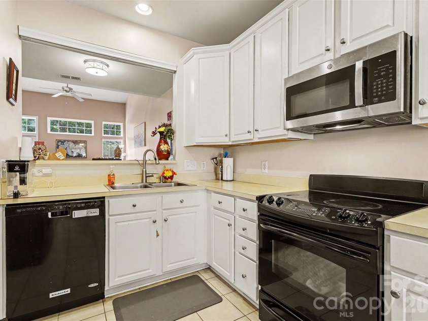 9523 Shumacher Avenue, Concord, NC 28027.  MLS# CAR4414658, YatesRealty ID 44463. 
