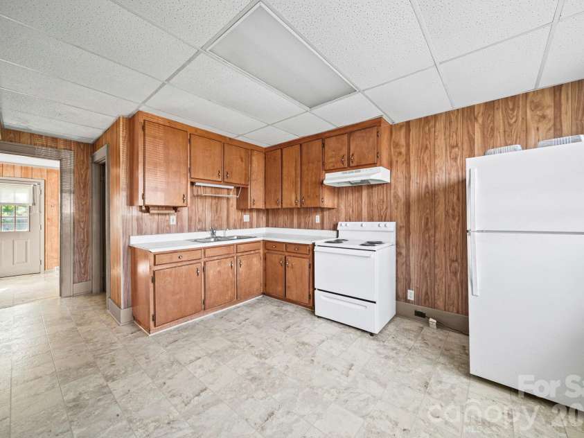 43 Boyden Street, Badin, NC 28009.  MLS# CAR4414860, YatesRealty ID 44464. 