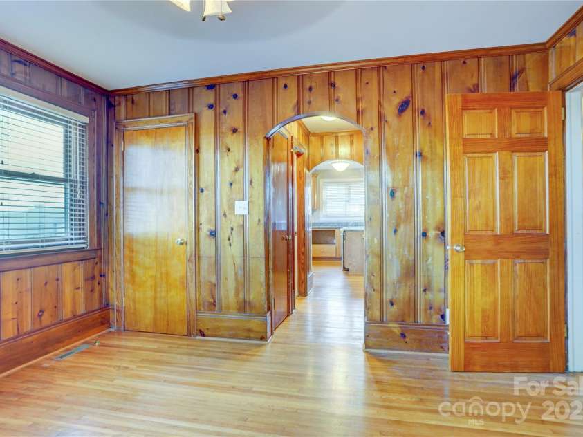 606 Jackson Street, Kannapolis, NC 28083.  MLS# CAR4314447, YatesRealty ID 44467. 