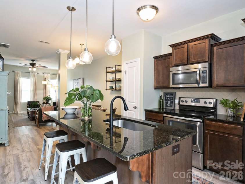 13748 Calloway Glen Drive, Charlotte, NC 28273.  MLS# CAR4414626, YatesRealty ID 44468. 