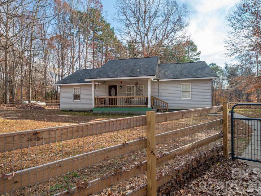 1011 Lester Trail, Iron Station, NC 28080.  MLS# CAR4414828, YatesRealty ID 44471. Front View Right