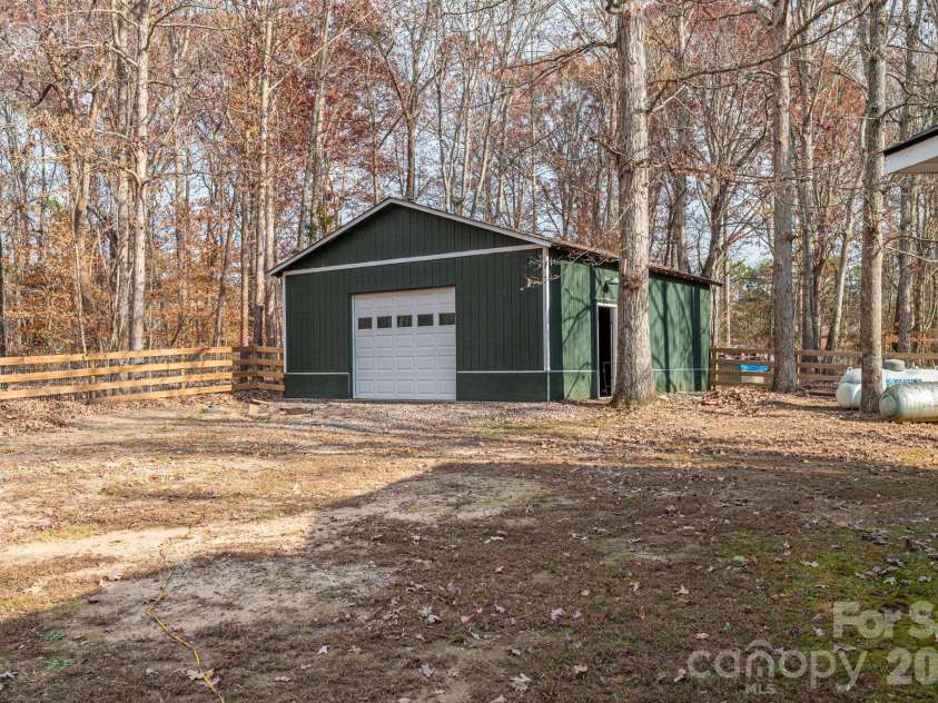 1011 Lester Trail, Iron Station, NC 28080.  MLS# CAR4414828, YatesRealty ID 44471. Workshop/Garage