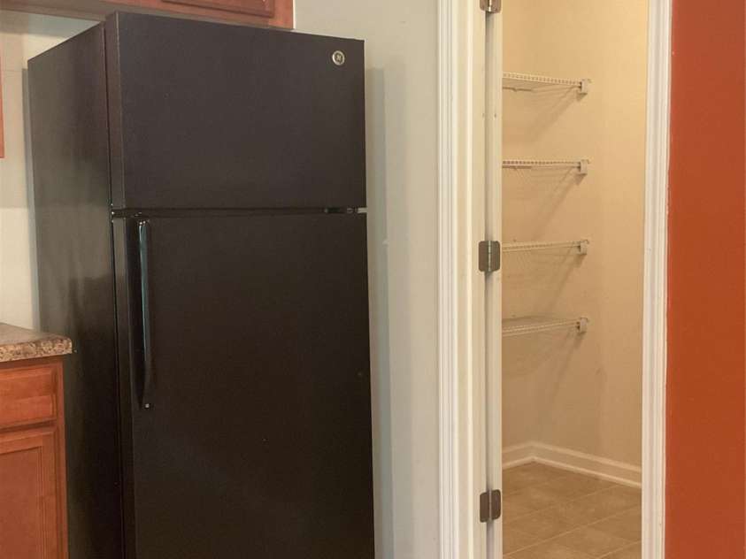 2224 Waverly Dell Drive, Winston Salem, NC 27127.  MLS# CAR4414473, YatesRealty ID 44474. Kitchen