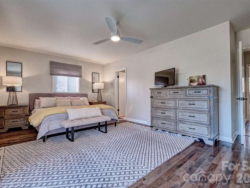 27 Apple Orchard Lane, Lake Wylie, SC 29710.  MLS# CAR4414033, YatesRealty ID 44475. 