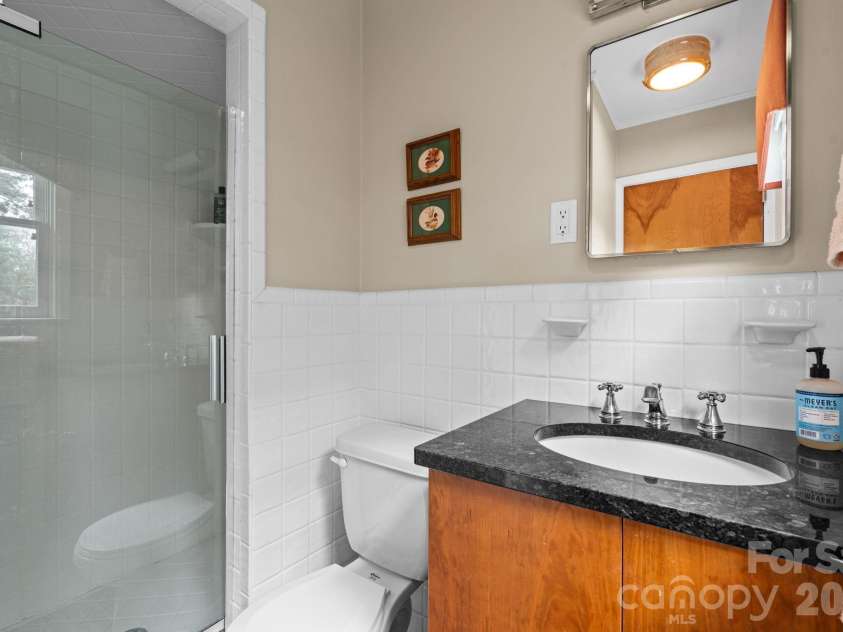 168 Mountain View Drive, Blowing Rock, NC 28605.  MLS# CAR4414895, YatesRealty ID 44479. 