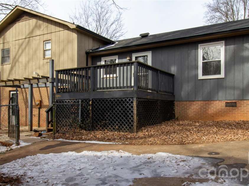 15 Search Drive, Concord, NC 28025.  MLS# CAR4336534, YatesRealty ID 4448. 