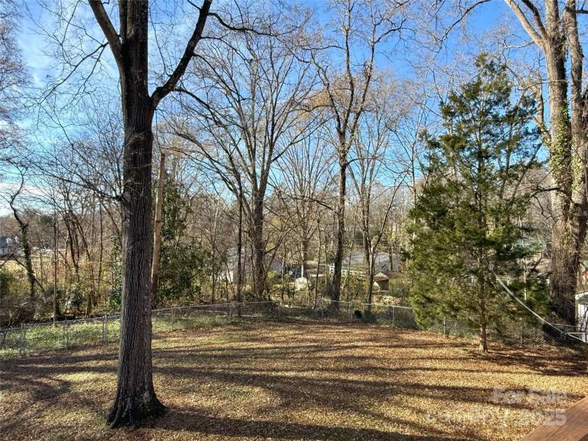 686 Elizabeth Street, Concord, NC 28025.  MLS# CAR4330941, YatesRealty ID 4448. 
