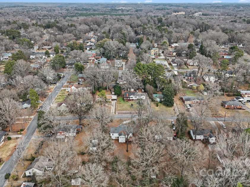 686 Elizabeth Street, Concord, NC 28025.  MLS# CAR4330941, YatesRealty ID 4448. 