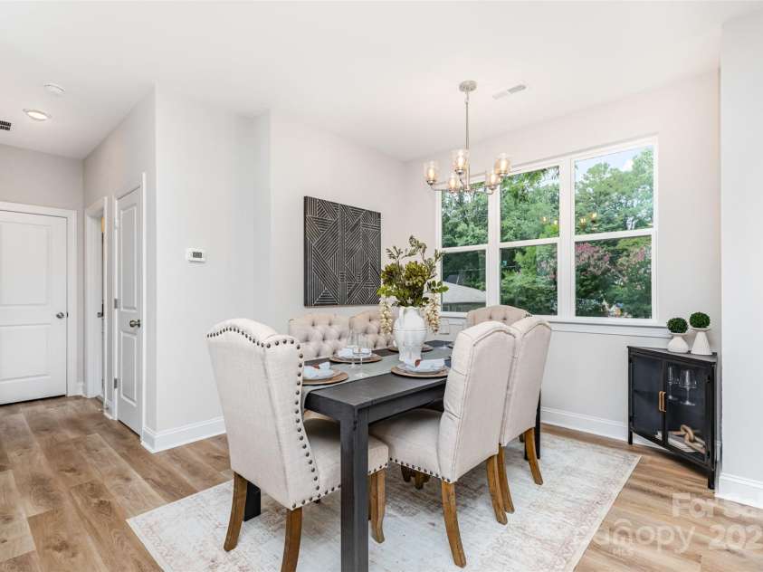 8927 Sharonbrook Drive, Charlotte, NC 28210.  MLS# CAR4243001, YatesRealty ID 4448. 