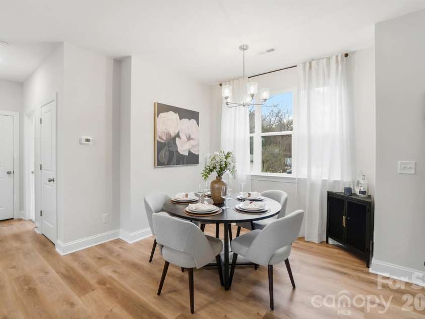 8927 Sharonbrook Drive, Charlotte, NC 28210.  MLS# CAR4326246, YatesRealty ID 4448. 