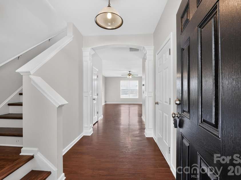 2003 Verde Creek Road, Charlotte, NC 28214.  MLS# CAR4414903, YatesRealty ID 44480. 