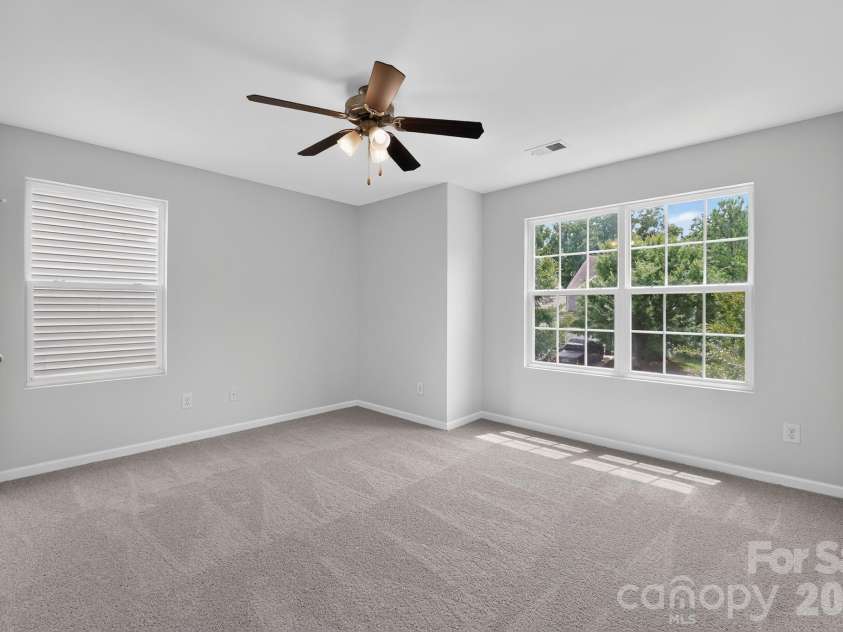 2003 Verde Creek Road, Charlotte, NC 28214.  MLS# CAR4414903, YatesRealty ID 44480. 
