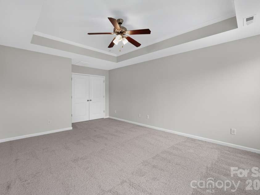 2003 Verde Creek Road, Charlotte, NC 28214.  MLS# CAR4414903, YatesRealty ID 44480. 