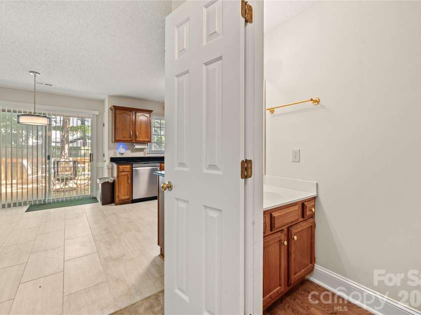 2708 Kirkholm Drive, Matthews, NC 28105.  MLS# CAR4413640, YatesRealty ID 44482. 