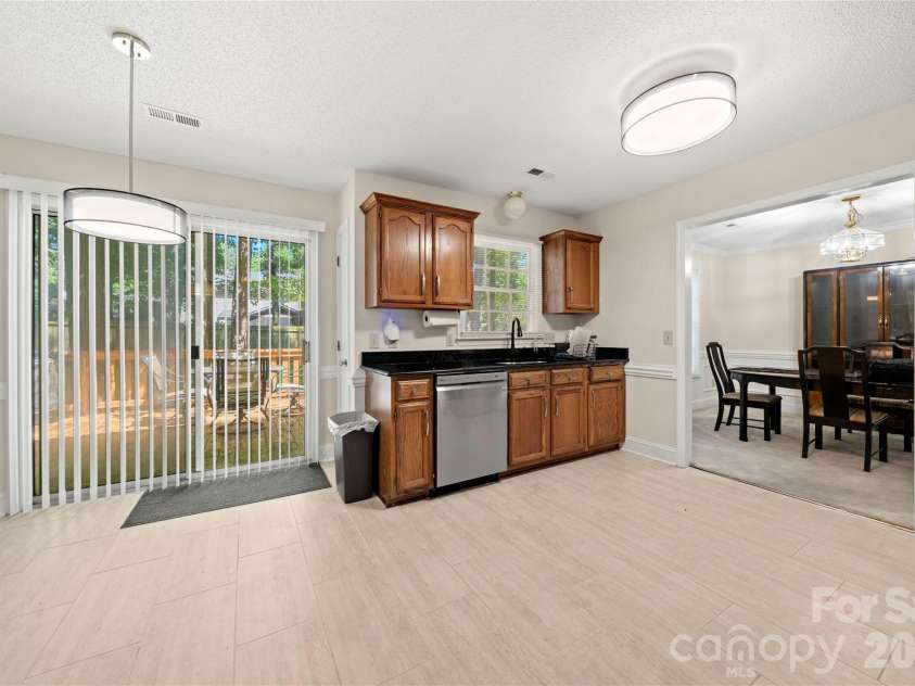 2708 Kirkholm Drive, Matthews, NC 28105.  MLS# CAR4413640, YatesRealty ID 44482. 