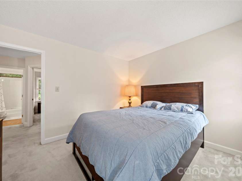 2708 Kirkholm Drive, Matthews, NC 28105.  MLS# CAR4413640, YatesRealty ID 44482. 