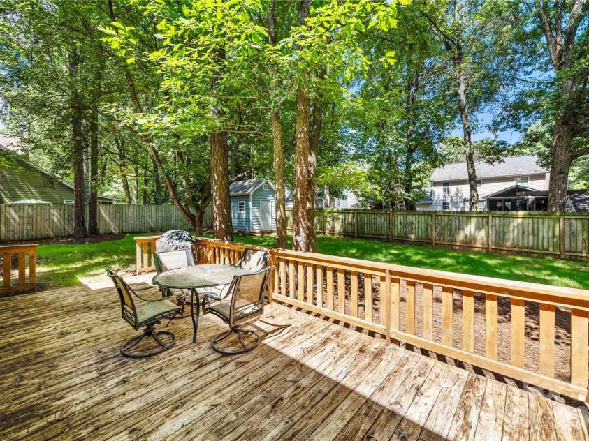 2708 Kirkholm Drive, Matthews, NC 28105.  MLS# CAR4413640, YatesRealty ID 44482. 