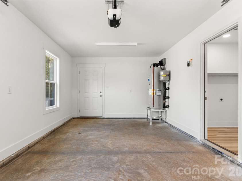 157 McCorkle Street, York, SC 29745.  MLS# CAR4414112, YatesRealty ID 44484. Garage