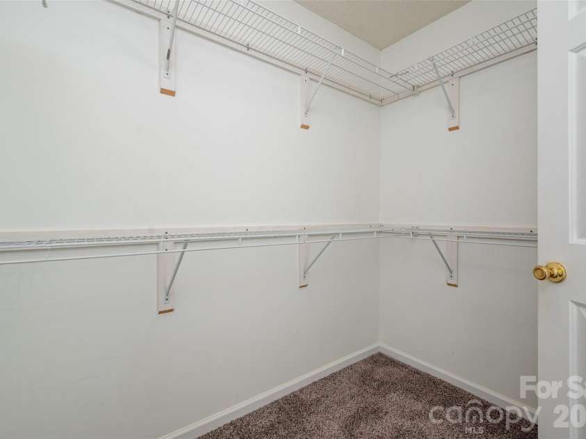 12231 Hood Bend Court, Charlotte, NC 28273.  MLS# CAR4356989, YatesRealty ID 4449. 