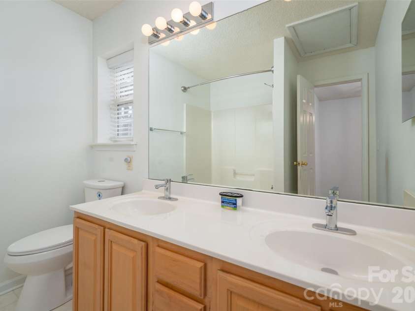 12231 Hood Bend Court, Charlotte, NC 28273.  MLS# CAR4356989, YatesRealty ID 4449. 