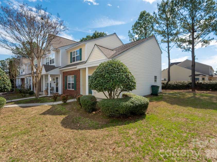 12231 Hood Bend Court, Charlotte, NC 28273.  MLS# CAR4356989, YatesRealty ID 4449. 