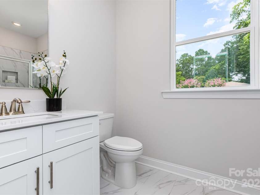 8929 Sharonbrook Drive, Charlotte, NC 28210.  MLS# CAR4243004, YatesRealty ID 4449. 