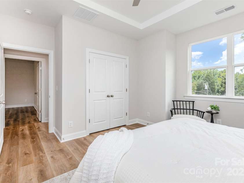 8929 Sharonbrook Drive, Charlotte, NC 28210.  MLS# CAR4243004, YatesRealty ID 4449. 