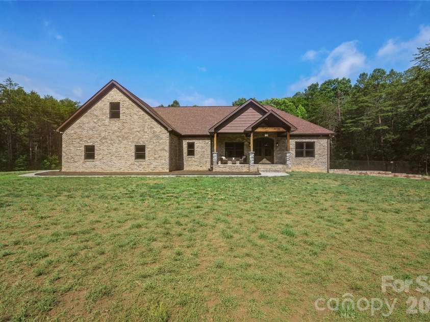 311 Bethesda Road, Lexington, NC 27295.  MLS# CAR4405993, YatesRealty ID 44490. 