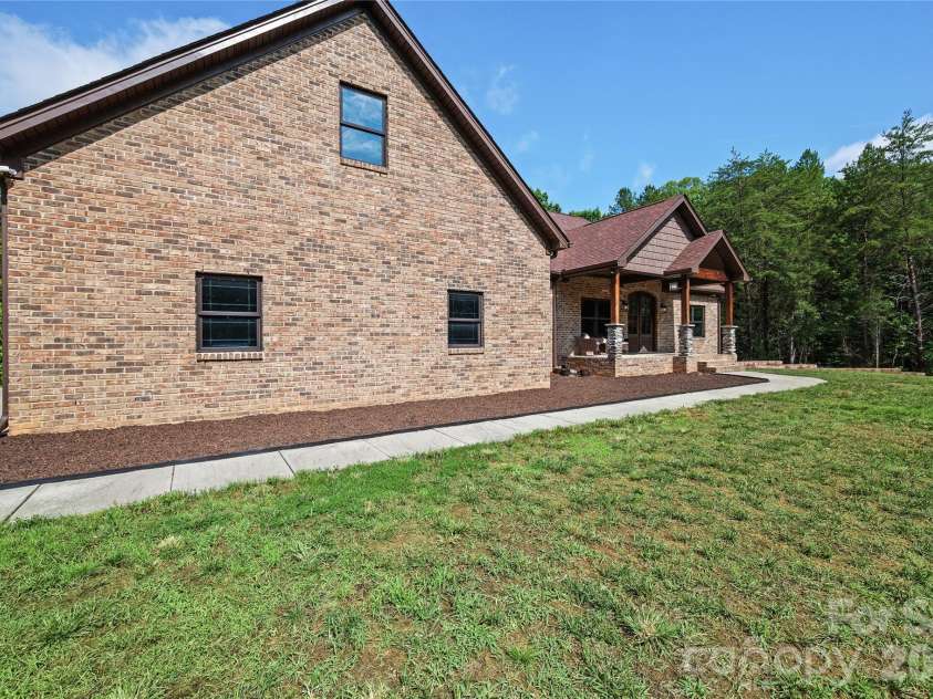 311 Bethesda Road, Lexington, NC 27295.  MLS# CAR4405993, YatesRealty ID 44490. 