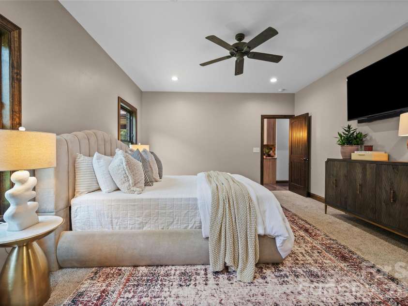 311 Bethesda Road, Lexington, NC 27295.  MLS# CAR4405993, YatesRealty ID 44490. 
