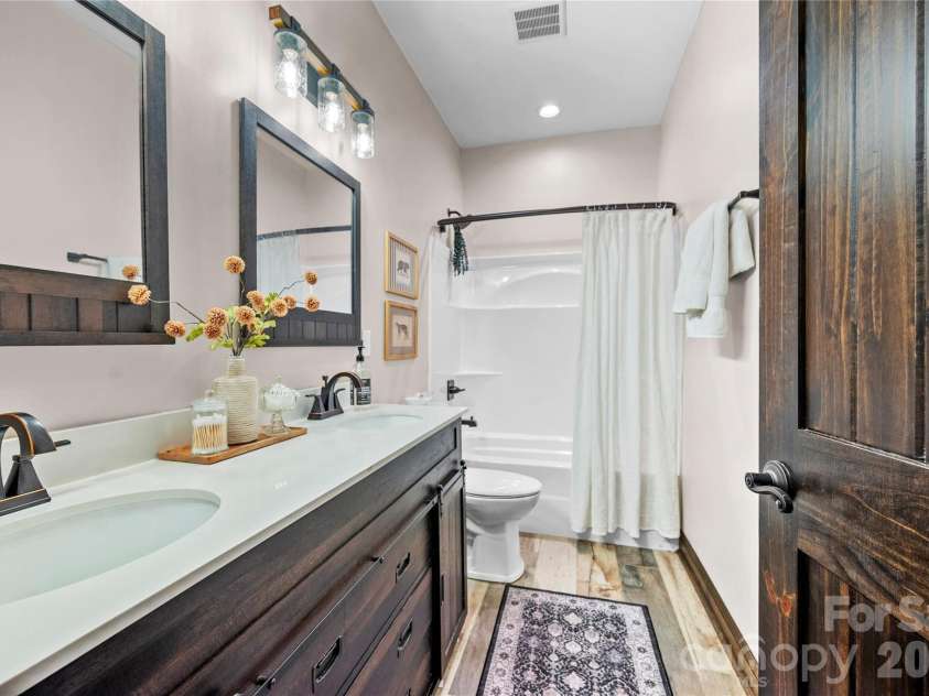 311 Bethesda Road, Lexington, NC 27295.  MLS# CAR4405993, YatesRealty ID 44490. 