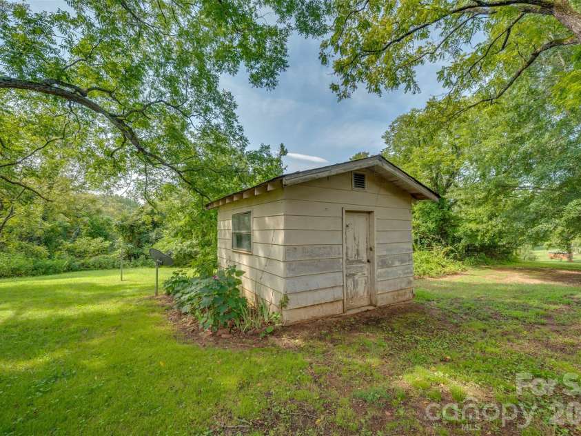 2300 Whitesides Road, Forest City, NC 28043.  MLS# CAR4414830, YatesRealty ID 44492. 