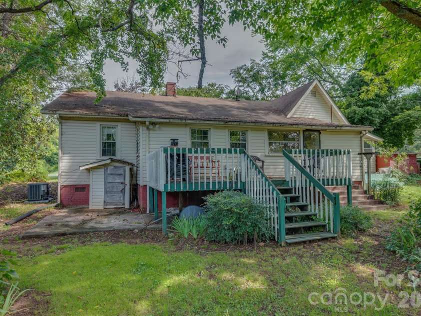 2300 Whitesides Road, Forest City, NC 28043.  MLS# CAR4414830, YatesRealty ID 44492. 