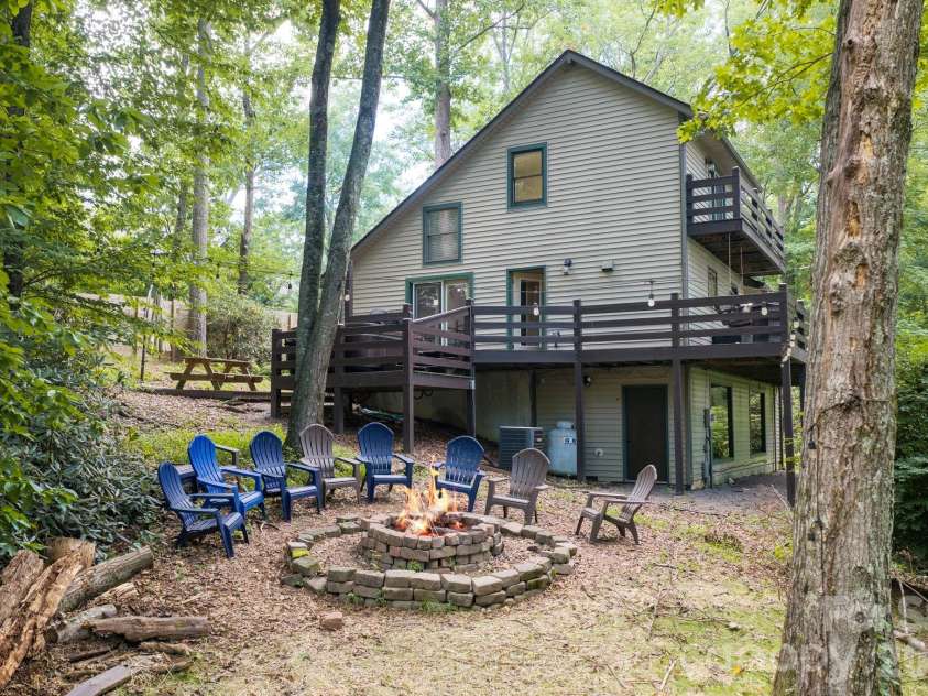 232 Ladson Spring Trail, Mills River, NC 28759.  MLS# CAR4412337, YatesRealty ID 44494. 