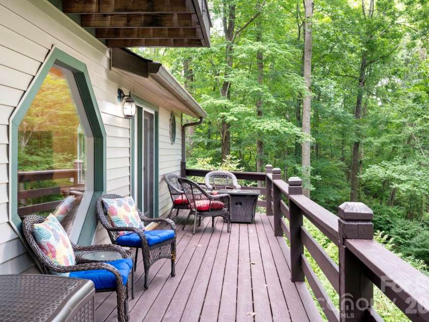 232 Ladson Spring Trail, Mills River, NC 28759.  MLS# CAR4412337, YatesRealty ID 44494. 