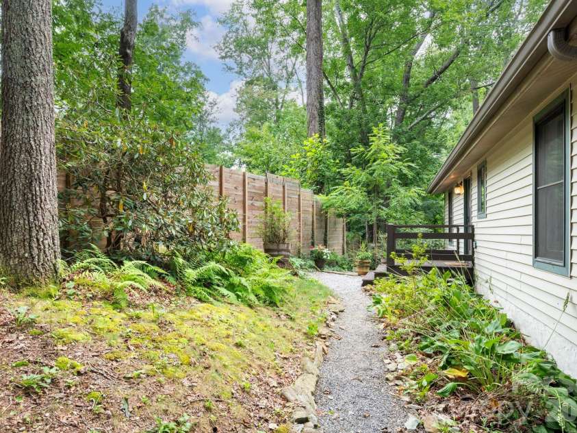 232 Ladson Spring Trail, Mills River, NC 28759.  MLS# CAR4412337, YatesRealty ID 44494. 