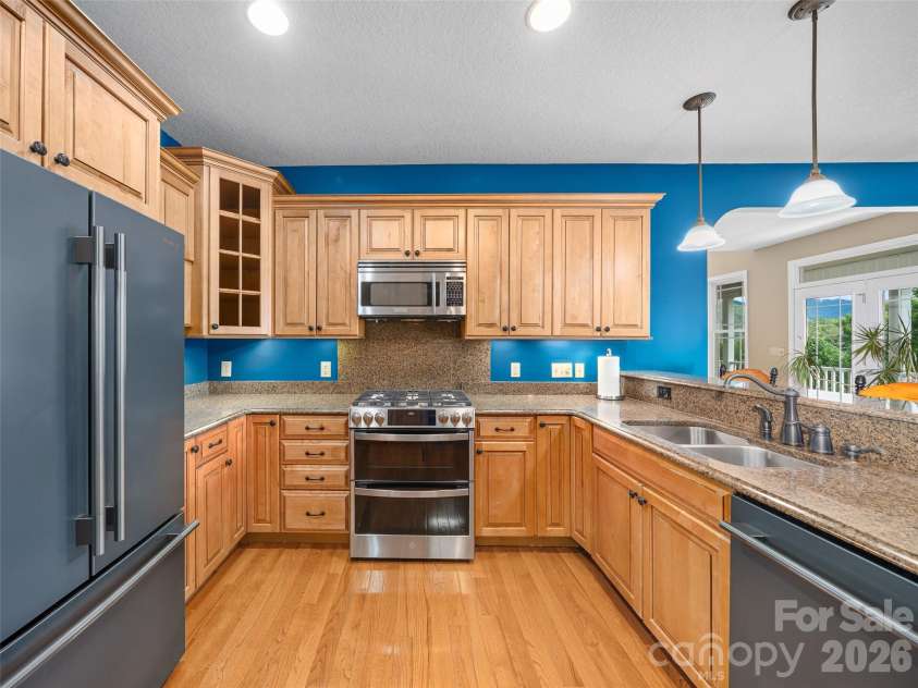 119 Horseshoe Trail, Barnardsville, NC 28709.  MLS# CAR4414921, YatesRealty ID 44495. 