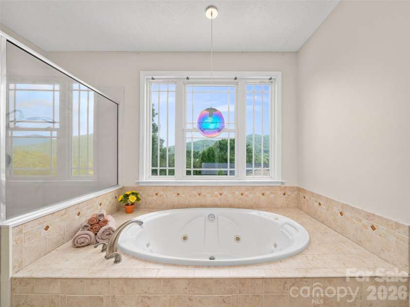 119 Horseshoe Trail, Barnardsville, NC 28709.  MLS# CAR4414921, YatesRealty ID 44495. 