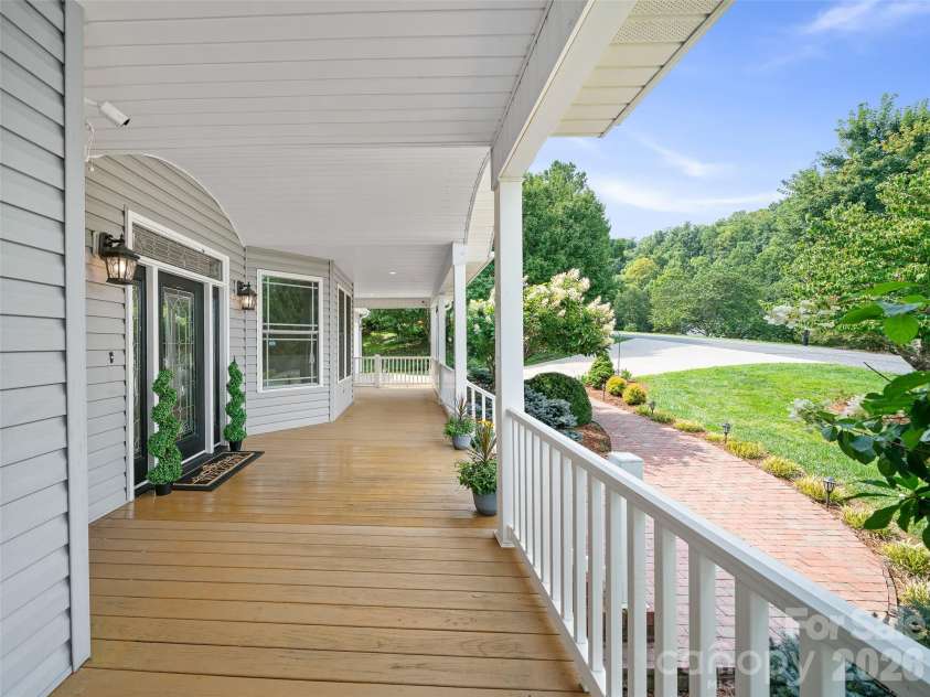 119 Horseshoe Trail, Barnardsville, NC 28709.  MLS# CAR4414921, YatesRealty ID 44495. 