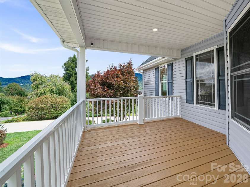 119 Horseshoe Trail, Barnardsville, NC 28709.  MLS# CAR4414921, YatesRealty ID 44495. 