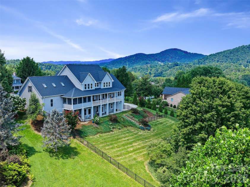 119 Horseshoe Trail, Barnardsville, NC 28709.  MLS# CAR4414921, YatesRealty ID 44495. 