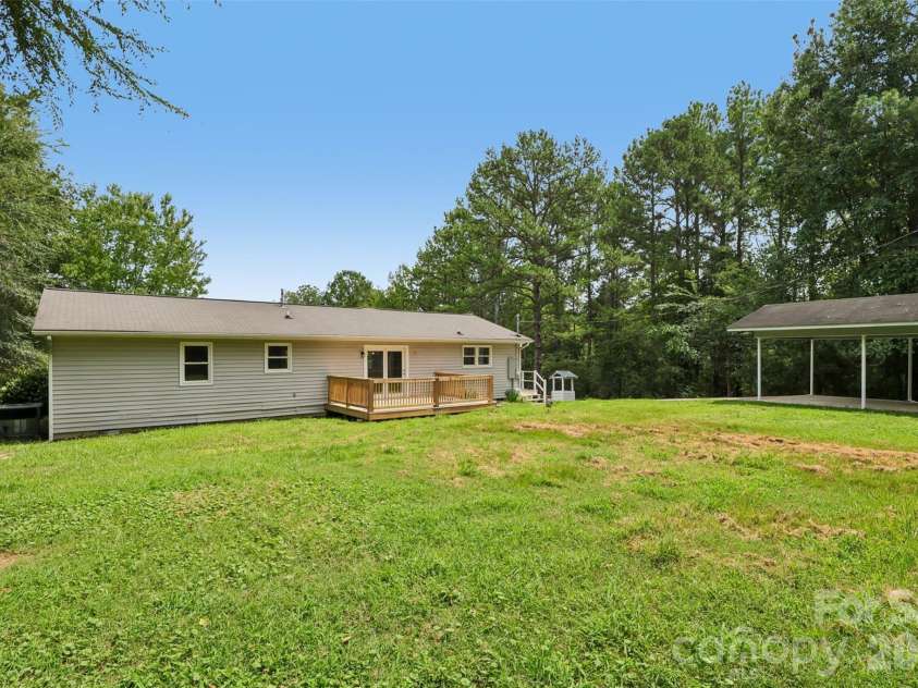 33269 Courtland Drive, Albemarle, NC 28001.  MLS# CAR4414928, YatesRealty ID 44496. 
