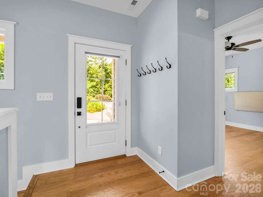 285 Mount Allen Heights, Black Mountain, NC 28711.  MLS# CAR4411652, YatesRealty ID 44497. 