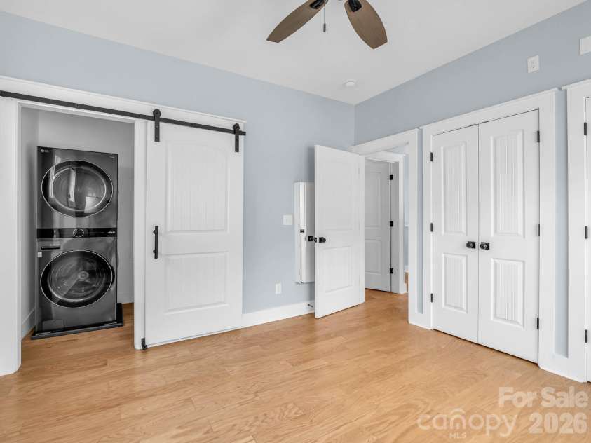 285 Mount Allen Heights, Black Mountain, NC 28711.  MLS# CAR4411652, YatesRealty ID 44497. 