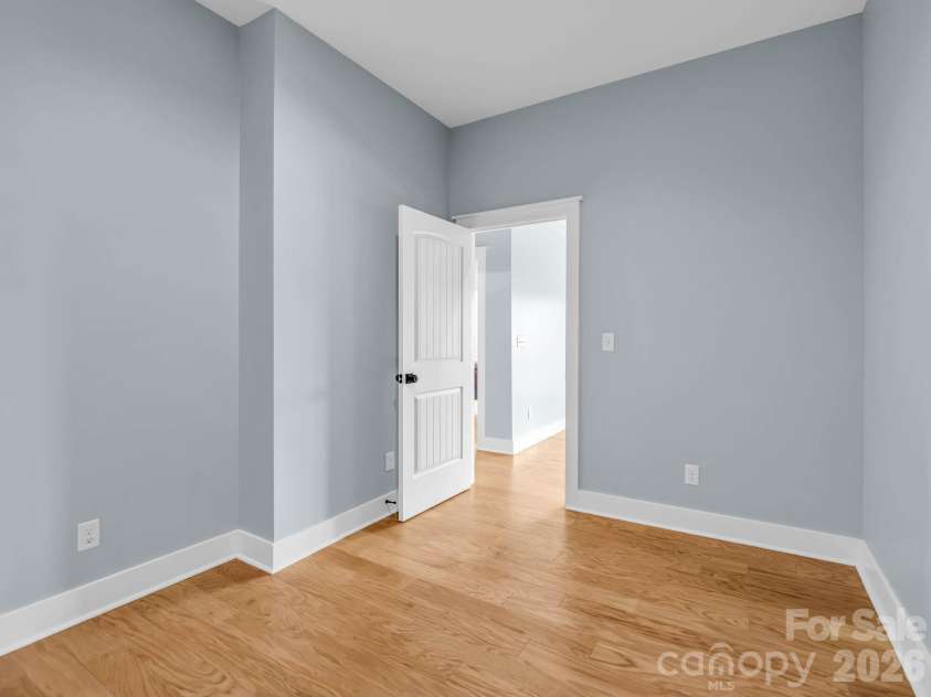 285 Mount Allen Heights, Black Mountain, NC 28711.  MLS# CAR4411652, YatesRealty ID 44497. 
