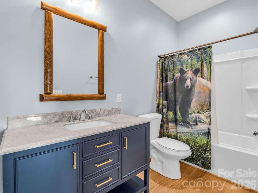 285 Mount Allen Heights, Black Mountain, NC 28711.  MLS# CAR4411652, YatesRealty ID 44497. 