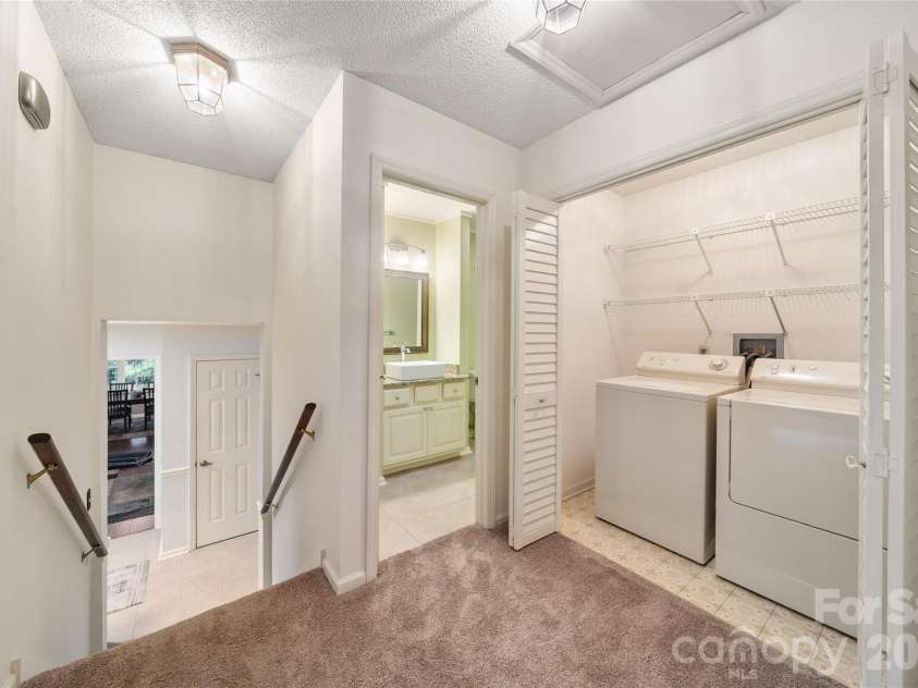 4 Hunters Lane, Hendersonville, NC 28791.  MLS# CAR4413010, YatesRealty ID 44499. Laundry